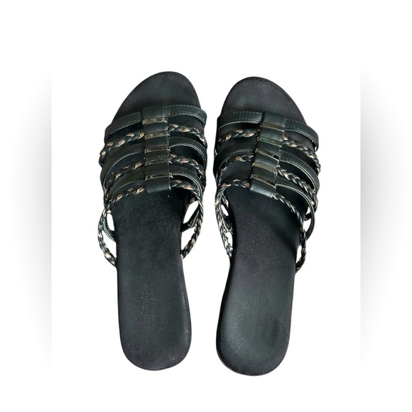 croft & barrow Shoes - Croft & Barrow women’s black and silver wedge heel sandals size 7.5